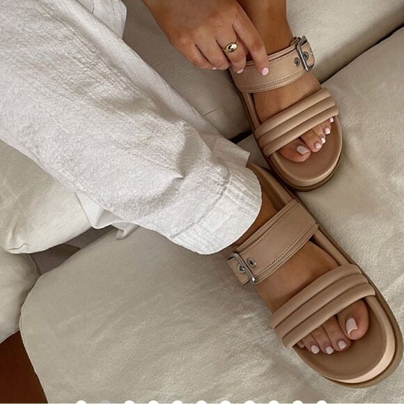 Dolce Vita Shoes - New Dolce Vita cream leather platform slide‎ sandals with buckle size 8.5
